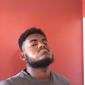 Meet your Posher, Luis